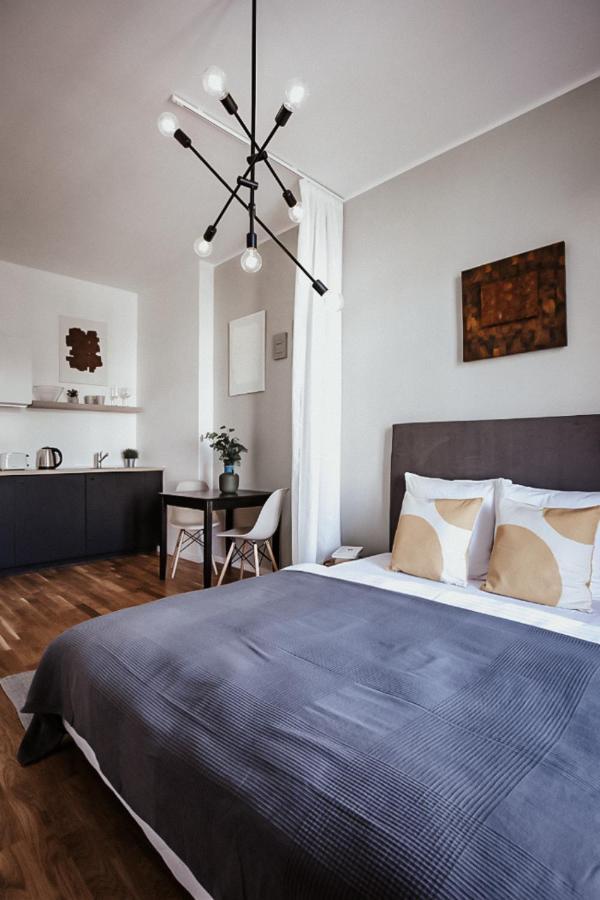 Turnkey I King George Square Studio Прага Екстер'єр фото